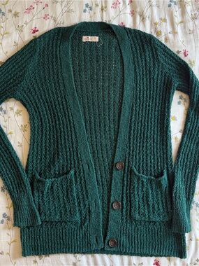 Hollister Size XS Green Cardigan Sweater